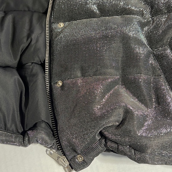 LOVERS + FRIENDS || 🔥HOST PICK🔥Silver & Black Metallic Puffer Jacket. Sz. XL - Picture 17 of 17